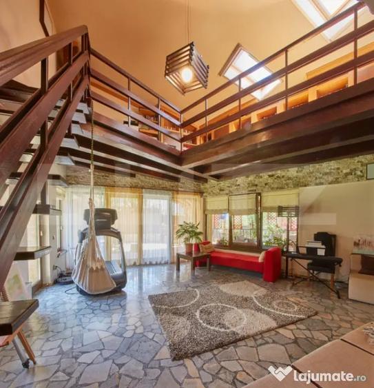 Casă cu 7 camere cu Teren 1400 Mp în Făget