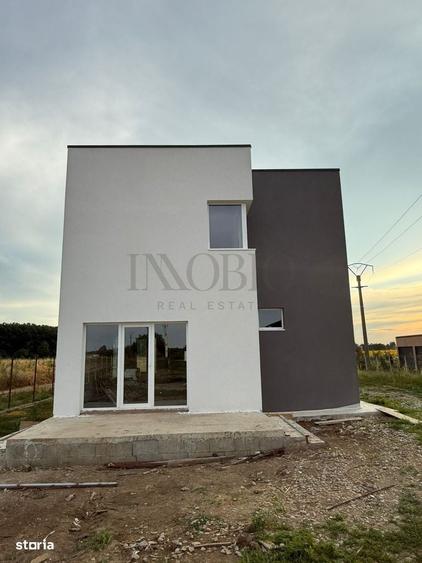 Casă cu 4 camere în Ghermănești