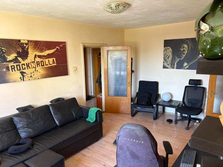 Apartament cu 2 camere semidecomandat în Colentina