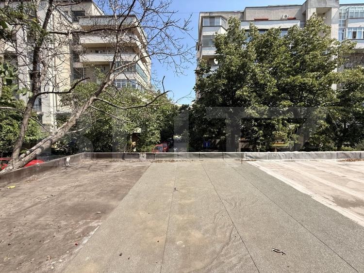 Garsonieră decomandată în Calea București