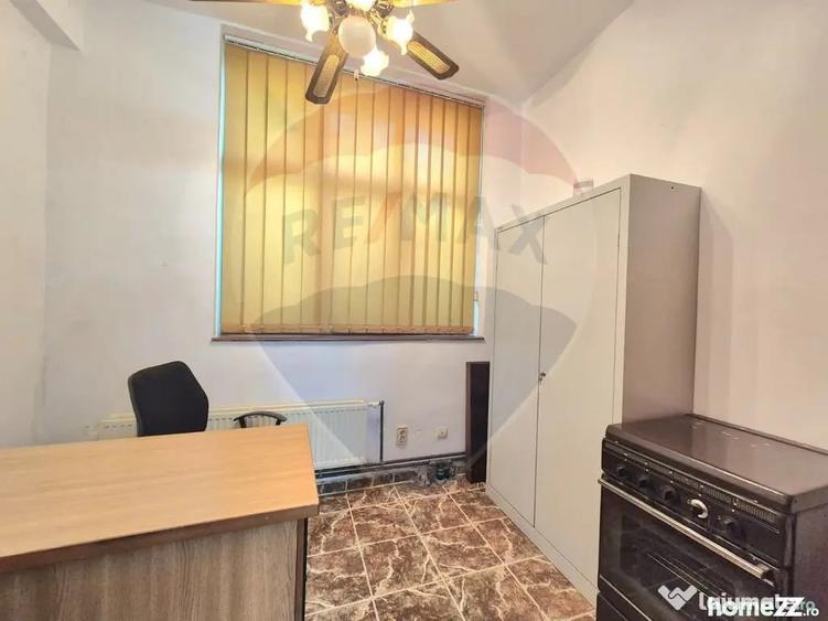 Spațiu comercial, de 147 mp, în Bujac