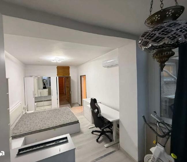 Apartament de 3 camere Bulevardul Ferdinand 1 - 8