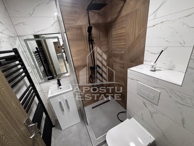 Apartament cu 4 camere decomandat în Complex Studențesc