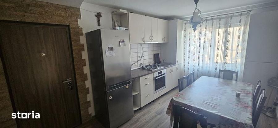 Apartament cu 2 camere semidecomandat în Sud
