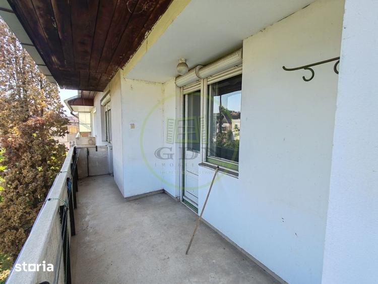 Apartament cu 3 camere decomandat în Ștrand