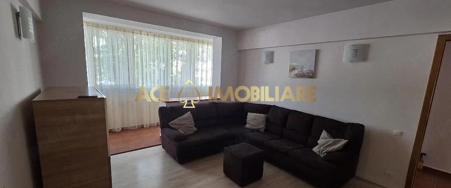 Apartament cu 3 camere semidecomandat, mobilat în Câmpia Libertății