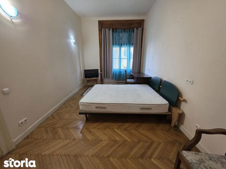Apartament cu 2 camere decomandat în P-ța Victoriei