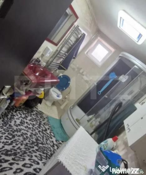 Casă cu 3 camere cu Teren 1000 Mp în Central