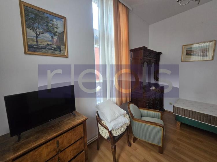 Casă individuală cu 4 camere cu Canalizare în Ultracentral
