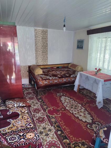 Casă cu 3 camere cu Teren 2426 Mp în Central