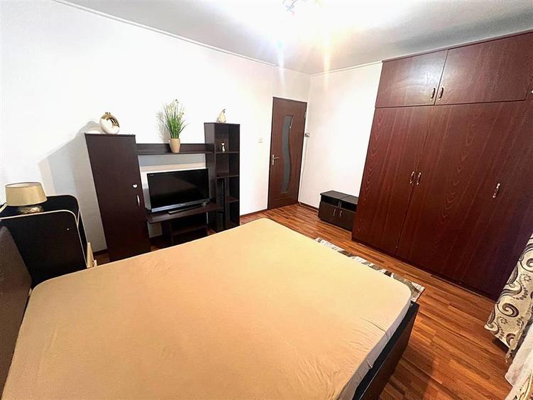Apartament cu 2 camere decomandat, mobilat în Unirii Nord