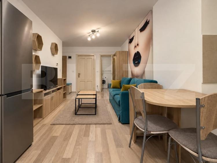 Apartament cu 2 camere semidecomandat, mobilat în Valea Lupului