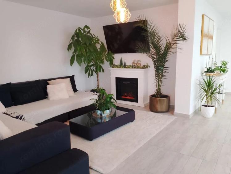 Casă cu Teren 327 Mp în Bascov
