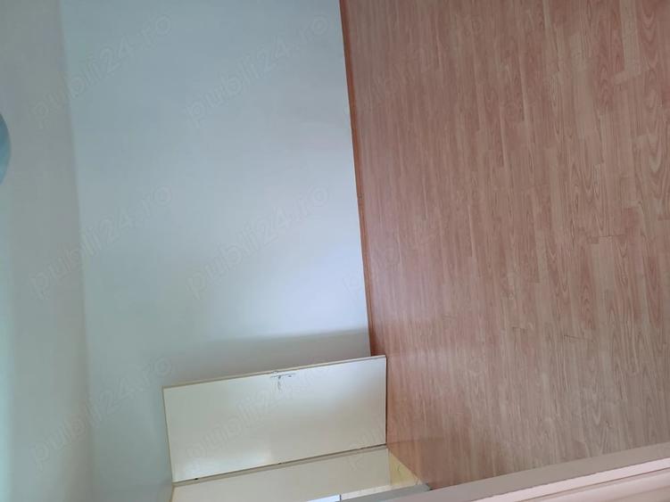 Casă cu 2 camere cu Teren 80 Mp în Central