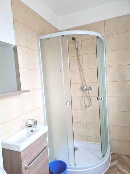 Apartament cu 3 camere semidecomandat în Arhitecților - Calea Cisnădiei
