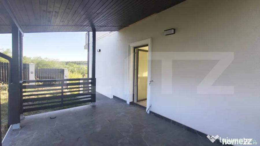 Casă cu 4 camere cu Teren 943 Mp în Central