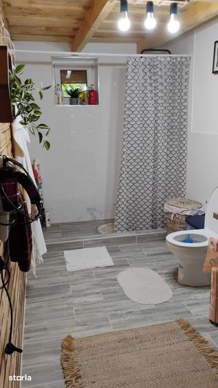 Casă cu 2 camere cu Teren 1300 Mp în Iara