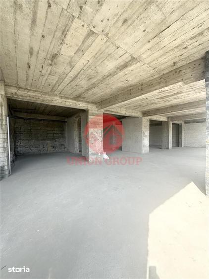 Spațiu comercial, de 250 mp, în Nord