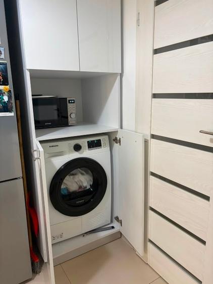 Apartament cu 3 camere decomandat în 13 Septembrie