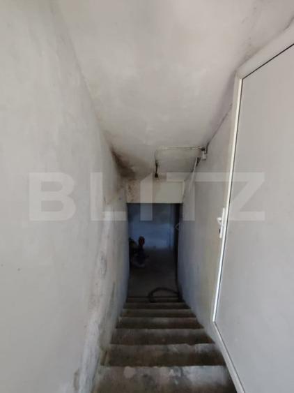 Casă cu 4 camere cu Teren 350 Mp în Central