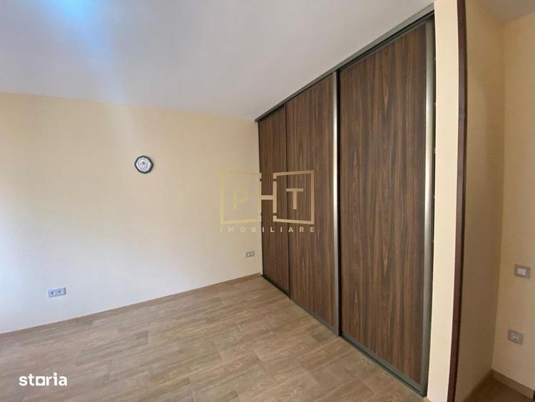 Casă cu 4 camere în Tăuți