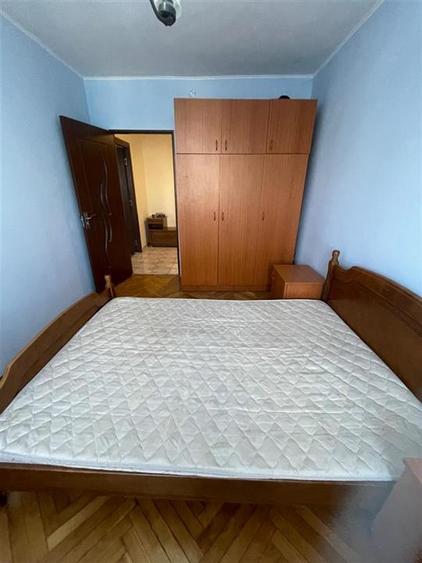 Apartament cu 2 camere decomandat, mobilat în Alexandru cel Bun