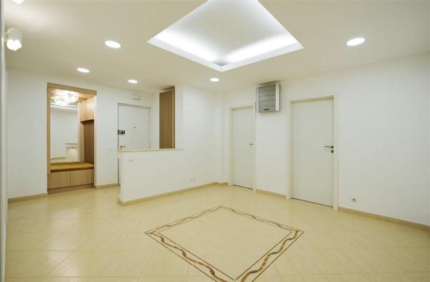 Apartament 3 camere - perfect pentru birou - 3