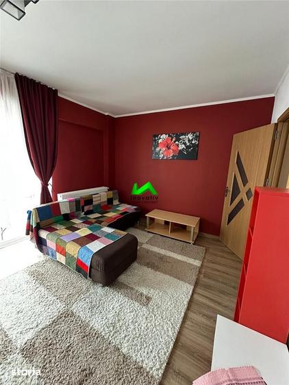 Apartament cu 3 camere decomandat în Turnișor