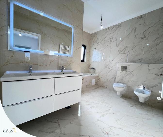 Casă cu 4 camere în Valea Ursului