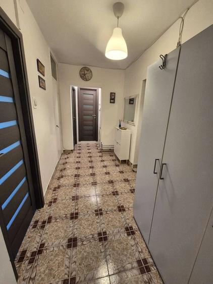 Apartament cu 2 camere decomandat în Sebastian
