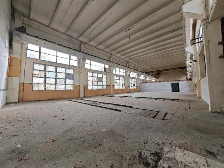 Spațiu industrial, de 540 mp, în Uzina 2