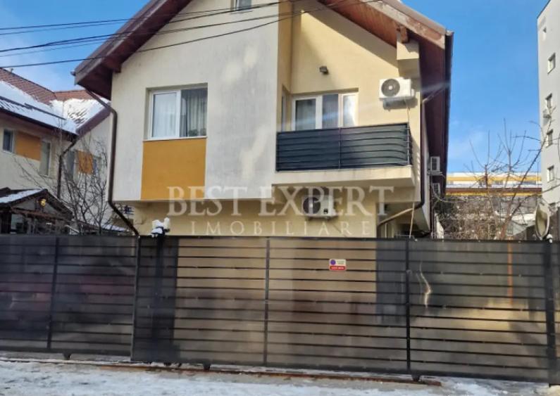 Casă cu 3 camere cu Teren 17 Mp în Titan
