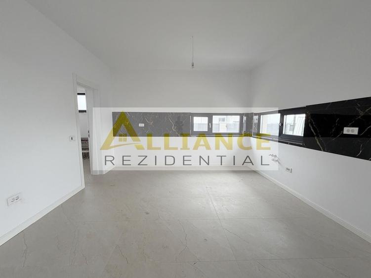 Casă individuală cu 4 camere cu Canalizare în Berceni