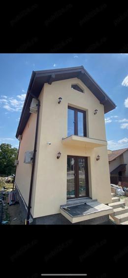 Casă cu 4 camere cu Teren 250 Mp în Central