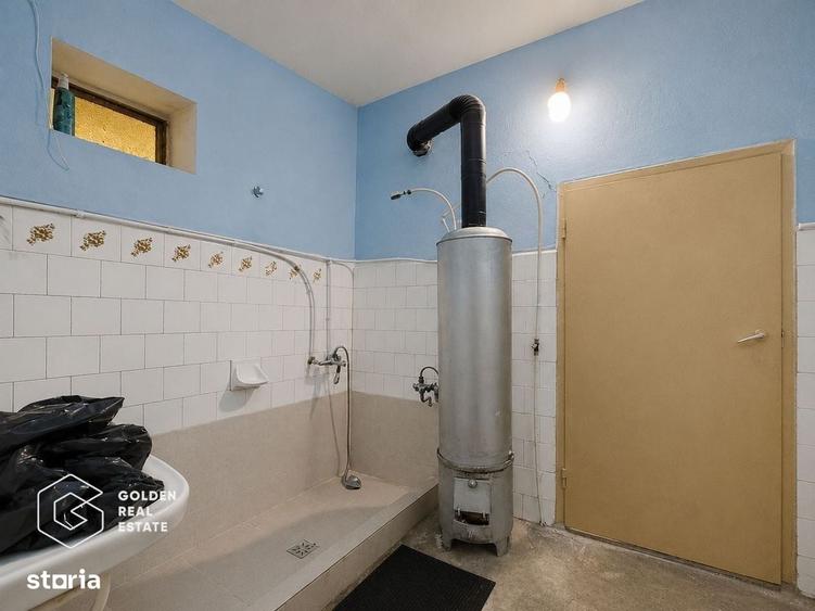Casă cu 4 camere decomandat cu Teren 420 Mp în Central