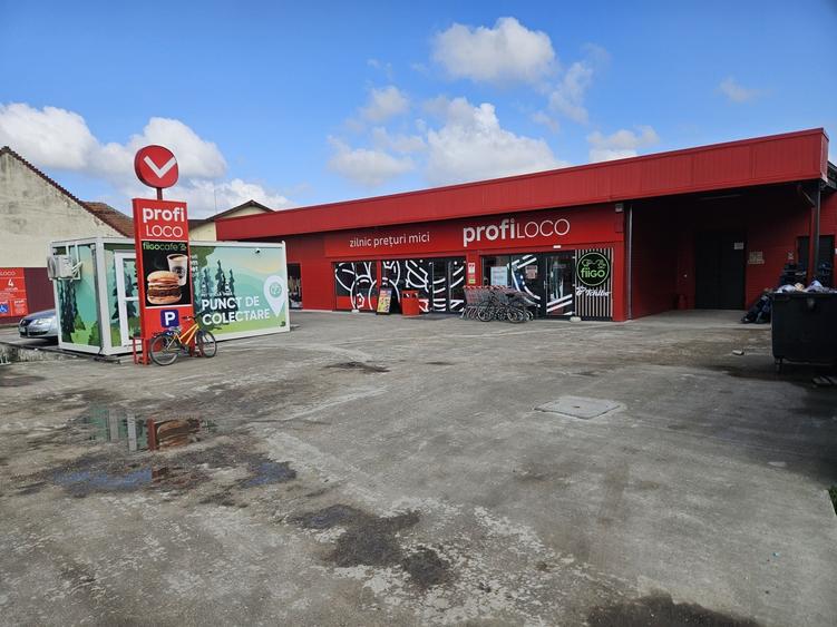 Spațiu comercial, de 460 mp, în Groși