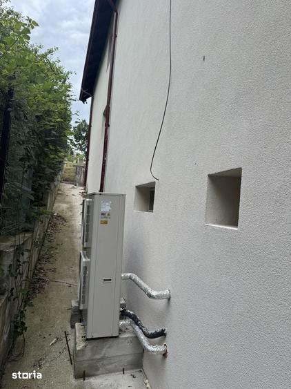 Casă cu 8 camere cu Teren 2800 Mp în Milcoiu