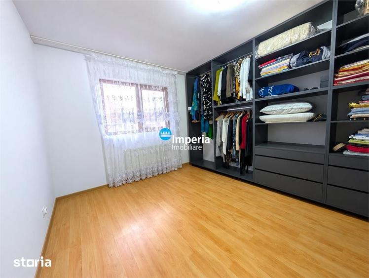 Casă cu 4 camere cu Teren 370 Mp în Ciurea