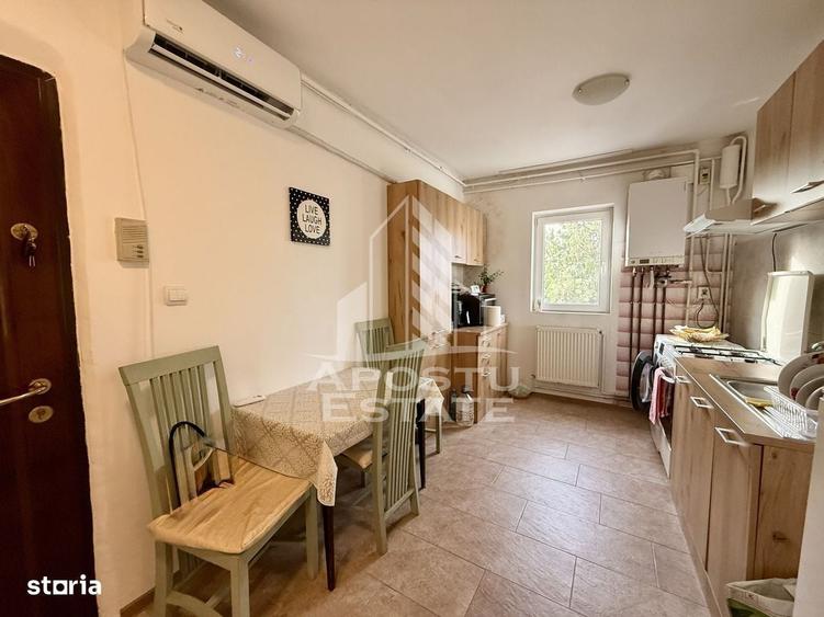Apartament cu 2 camere decomandat în Complex Studențesc