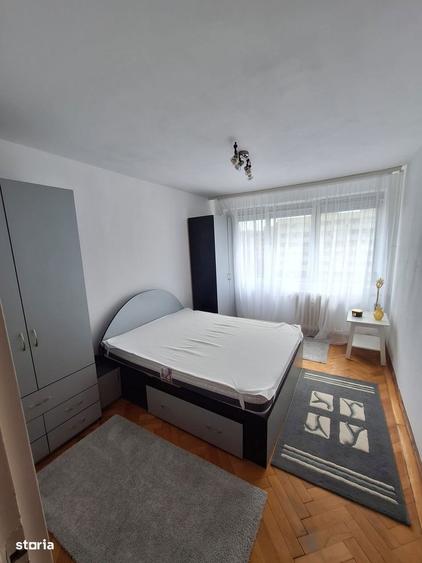 Apartament cu 2 camere semidecomandat în Obor