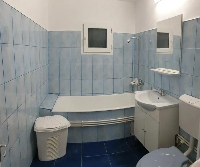 Apartament cu 2 camere decomandat în Călărași