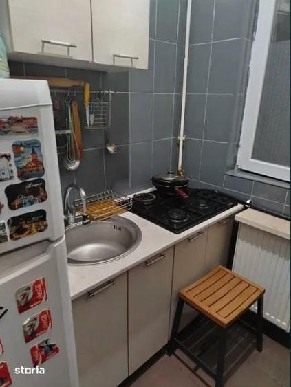Garsonieră decomandată în Rahova