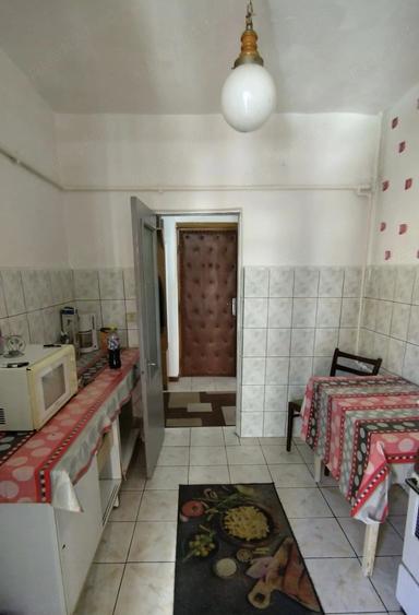 Apartament cu 2 camere decomandat în Govândari