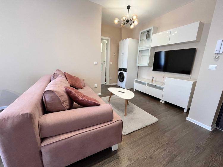 Apartament cu 2 camere semidecomandat în Turnișor