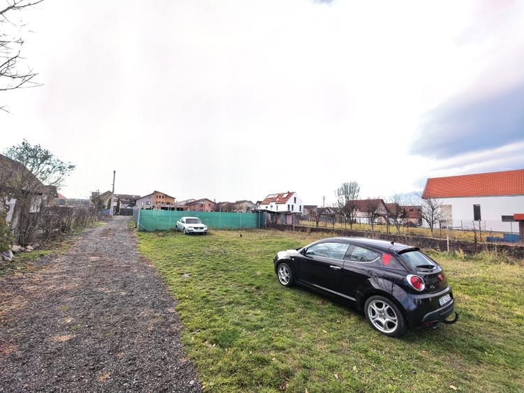 Teren Construcții intravilan de 683 mp, în Tineretului