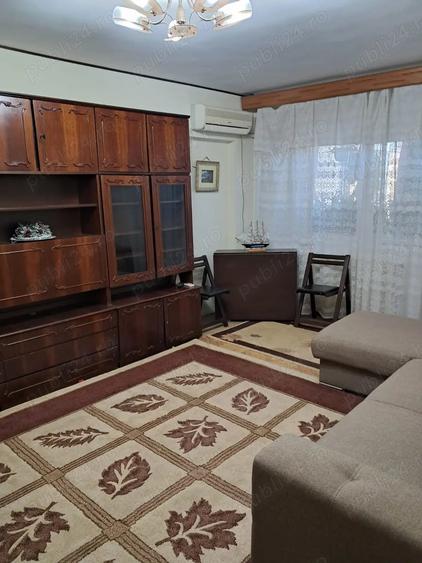 Apartament cu 4 camere în Traian