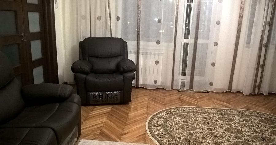 Apartament cu 3 camere decomandat, mobilat în Libertății