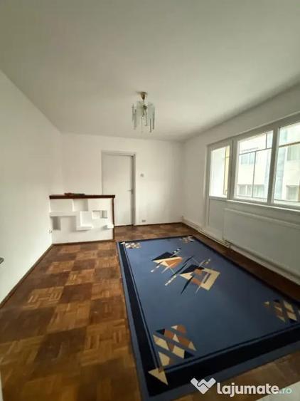 Apartament cu 2 camere semidecomandat, mobilat în Brazda lui Novac