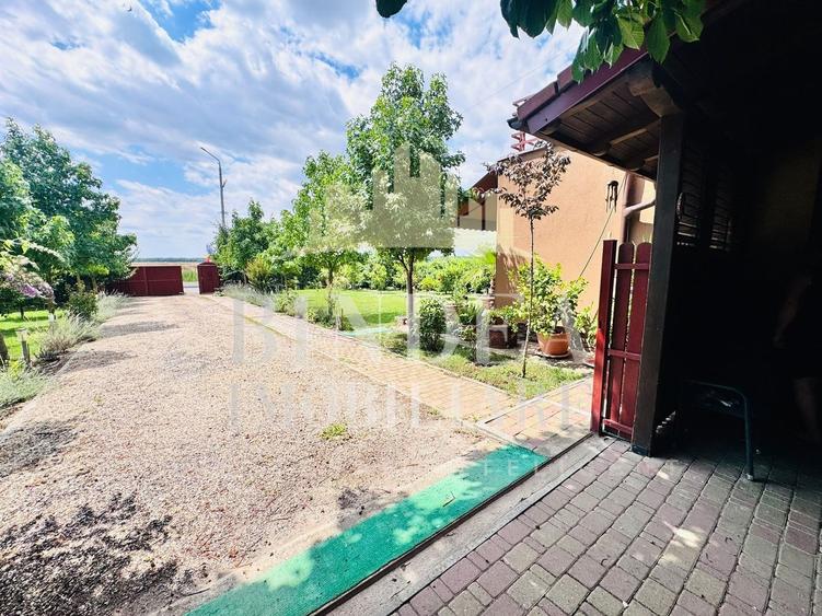 Casă individuală cu 5 camere cu Canalizare în Pișchia