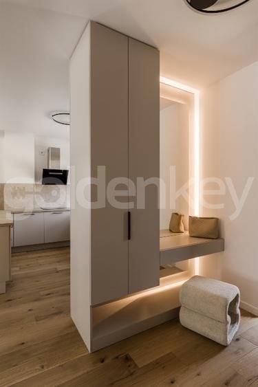 Duplex cu 5 camere cu Canalizare în Băneasa